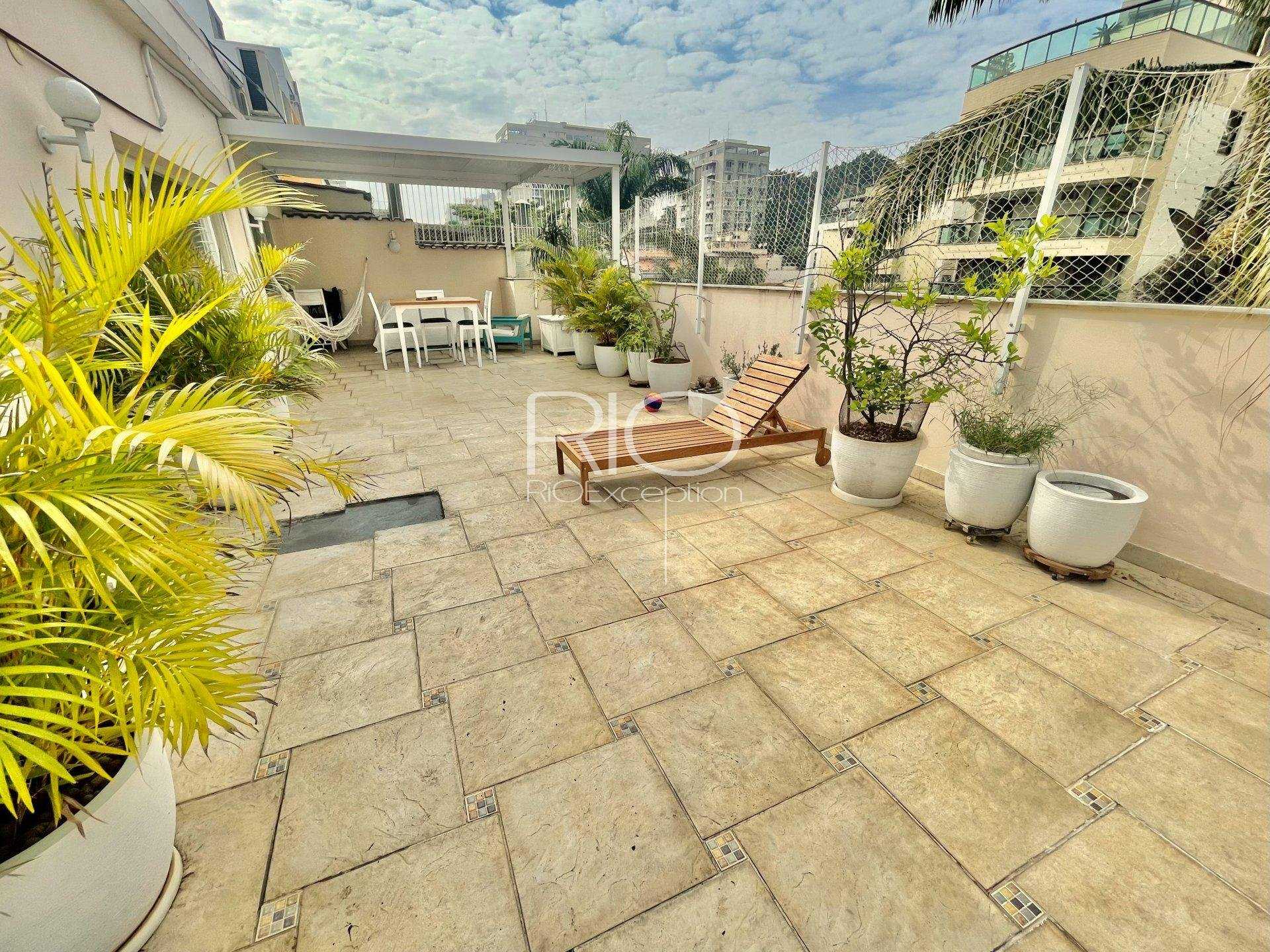 Condominium in Catete, Rio de Janeiro 10783009