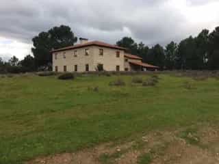 بيت في Murça, فيلا ريال 10783017