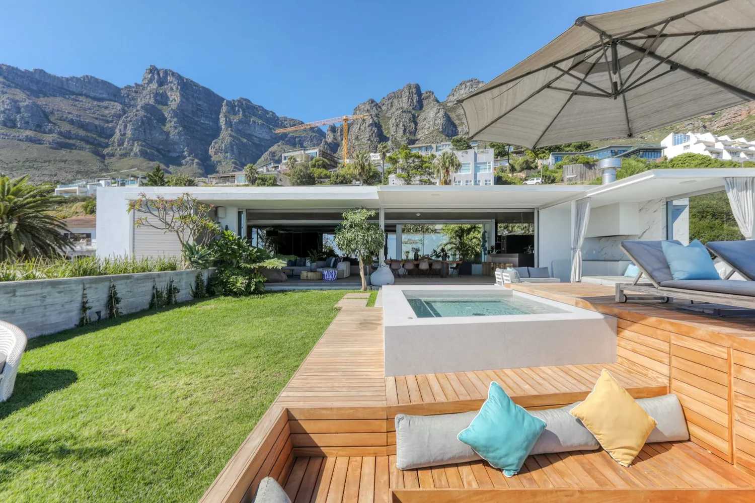 House in Cape Town, 22 Chas Booth Avenue 10785145
