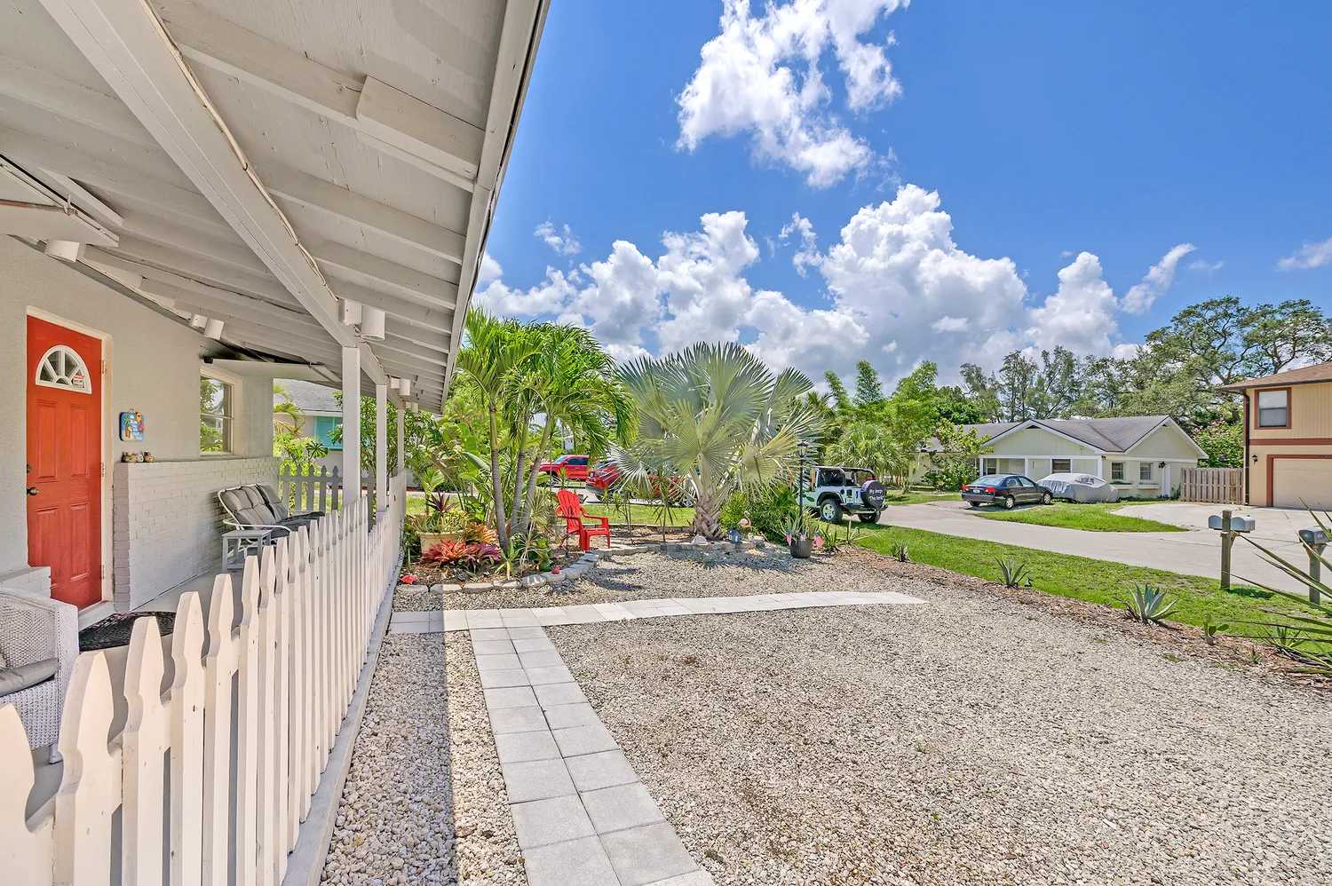 House in Bonita Springs, 4436 Little Hickory Road 10785158