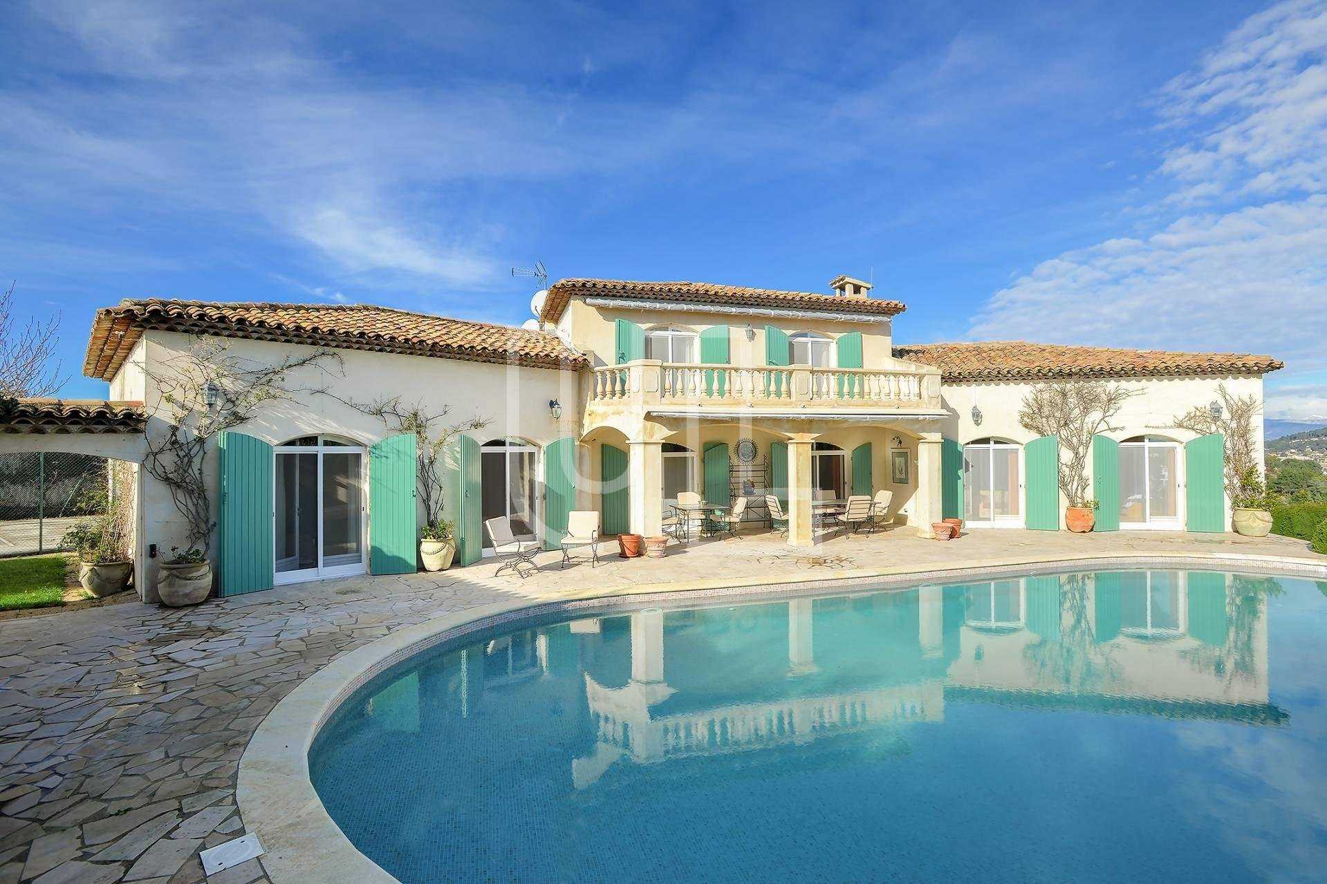 Hus i Vallauris, Provence-Alpes-Cote d'Azur 10785268