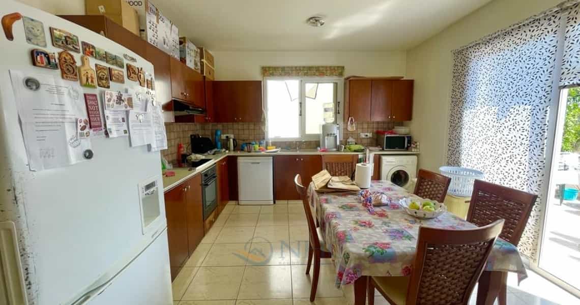 House in Perivolia, Larnaka 10785405