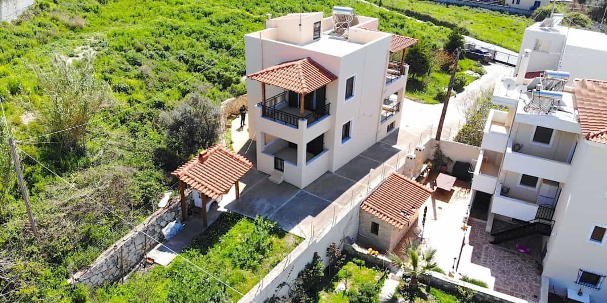 casa en Agios Antonios, criti 10785455