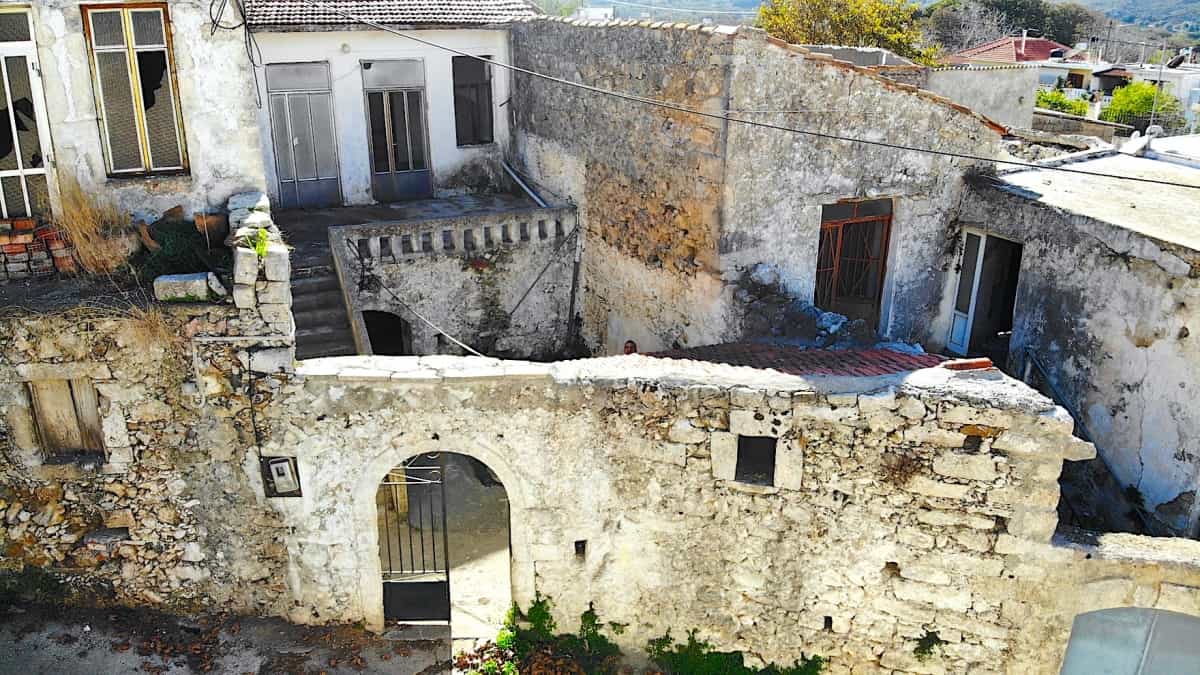 Huis in Agios Antonios, Kriti 10785480