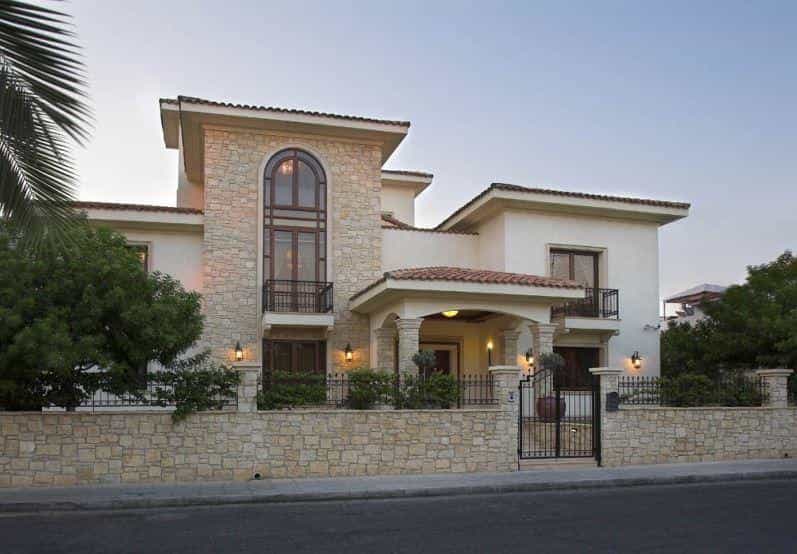 House in Soularavia, Lemesos 10786654