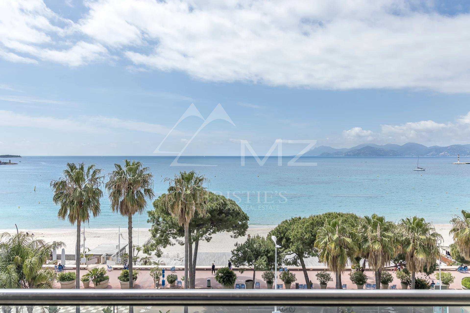 מגורים ב Cannes, Alpes-Maritimes 10786716