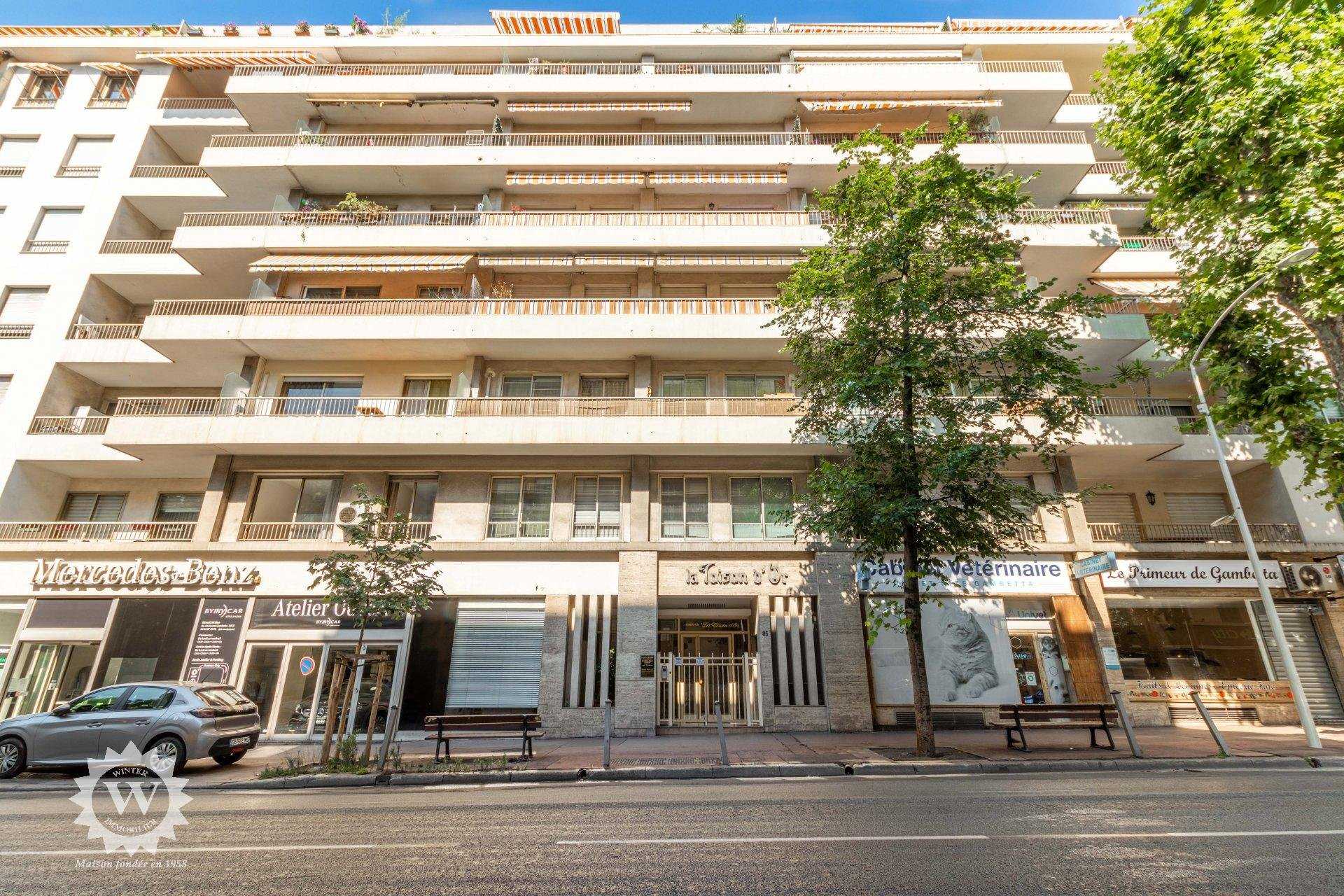 Condominium in Nice, Alpes-Maritimes 10786892