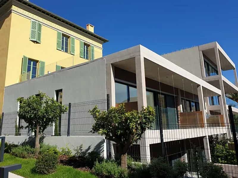 Condominium dans Beaulieu sur Mer, Provence-Alpes-Côte d'Azur 10786914