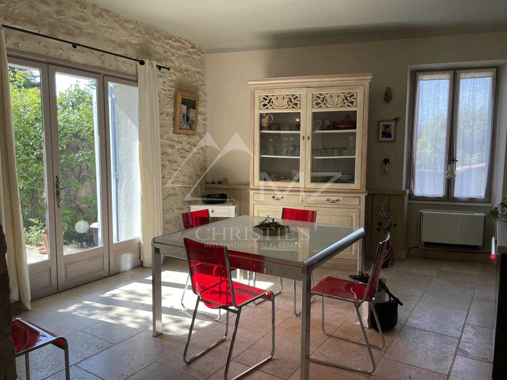 Pelbagai Rumah dalam Saint-Remy-de-Provence, Provence-Alpes-Côte d'Azur 10786961