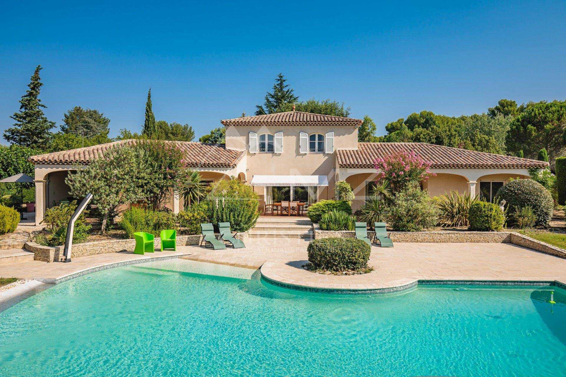 House in Venelles, Provence-Alpes-Cote d'Azur 10787006