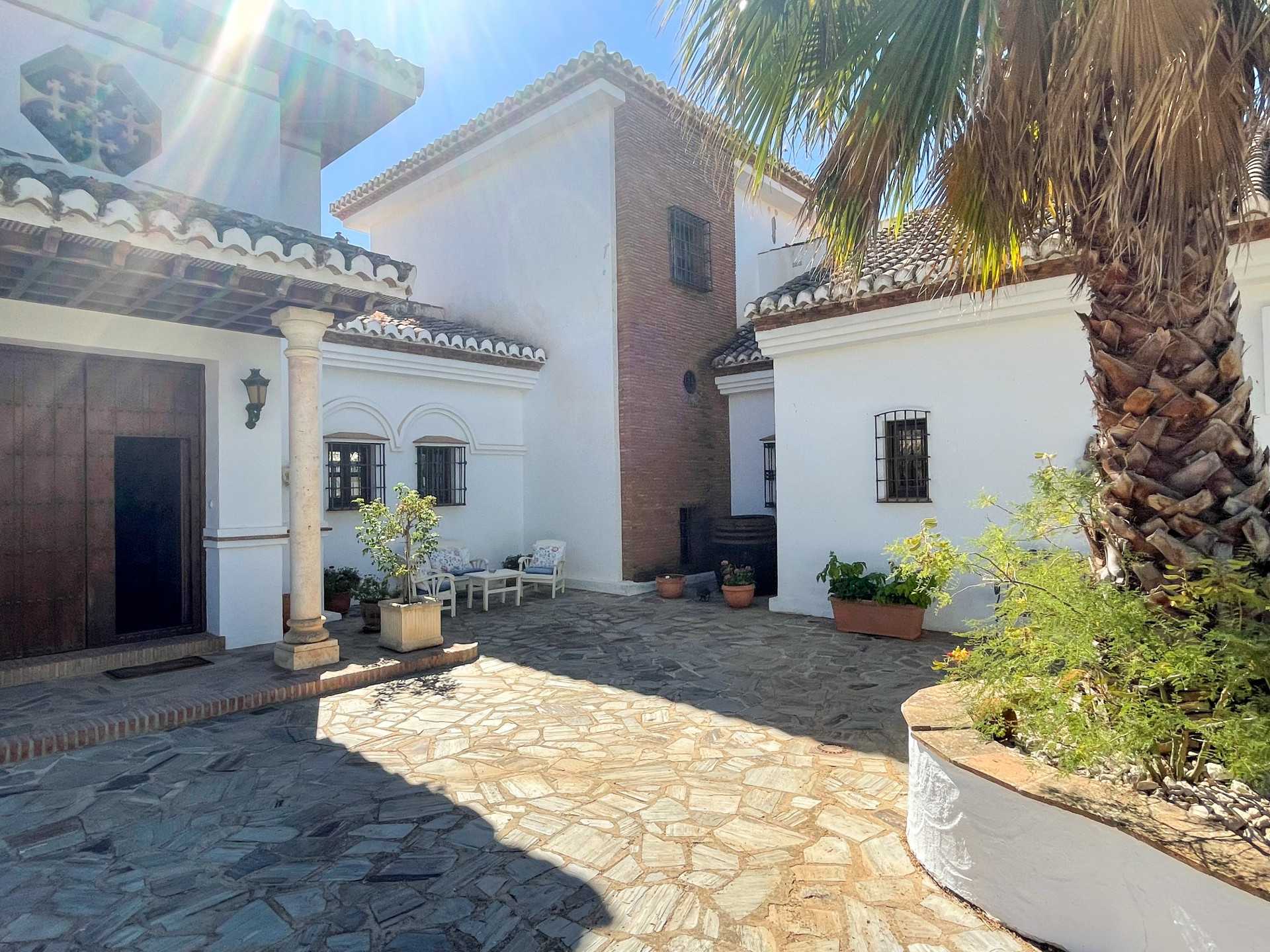 Dom w Villanueva del Rosario, Andalusia 10788084