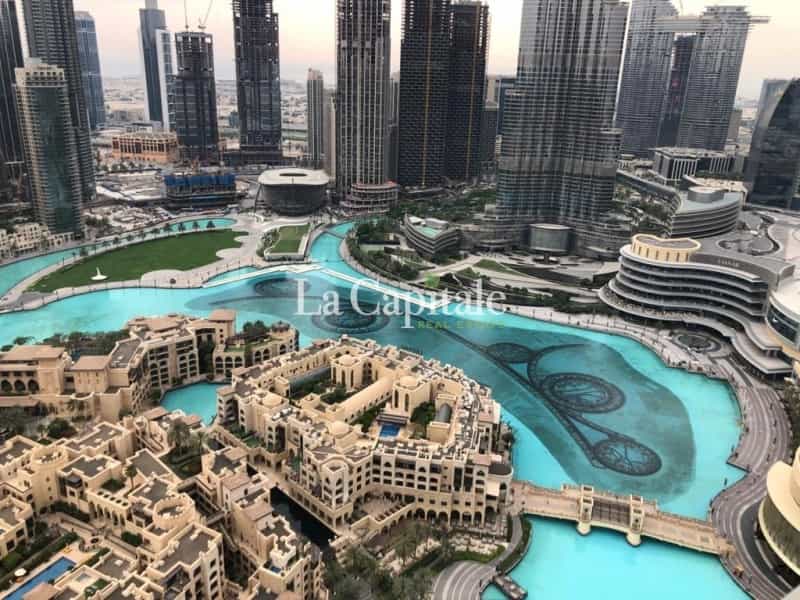Condominium dans Dubai, Dubai 10788349