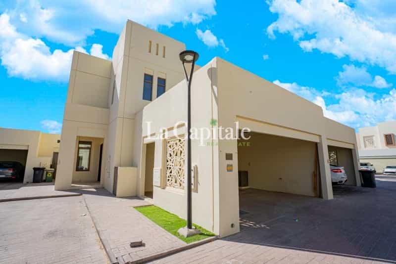House in `Ud al Bayda', Dubayy 10788404