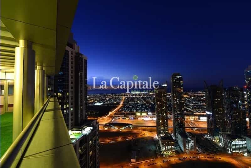 Condominium dans Dubai, Dubai 10788430