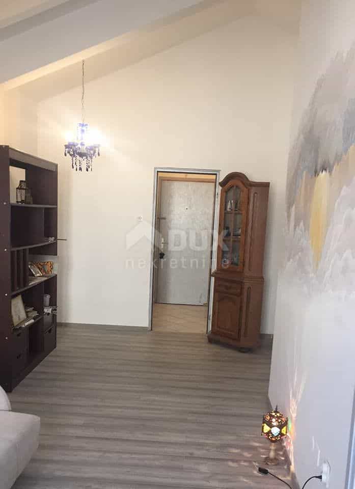 Квартира в Сопальська, Приморсько-Горанська жупанія 10788972