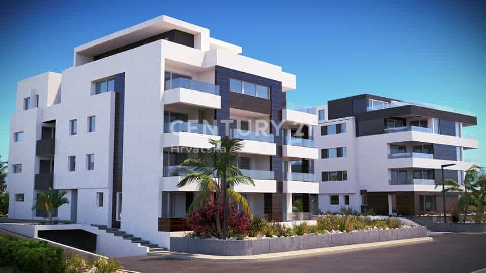 Condominium in Zadar, Zadar County 10789070