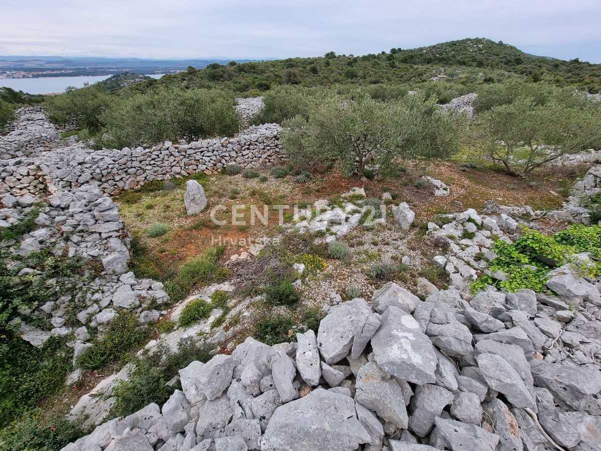 土地 在 Tkon, Zadarska županija 10789090