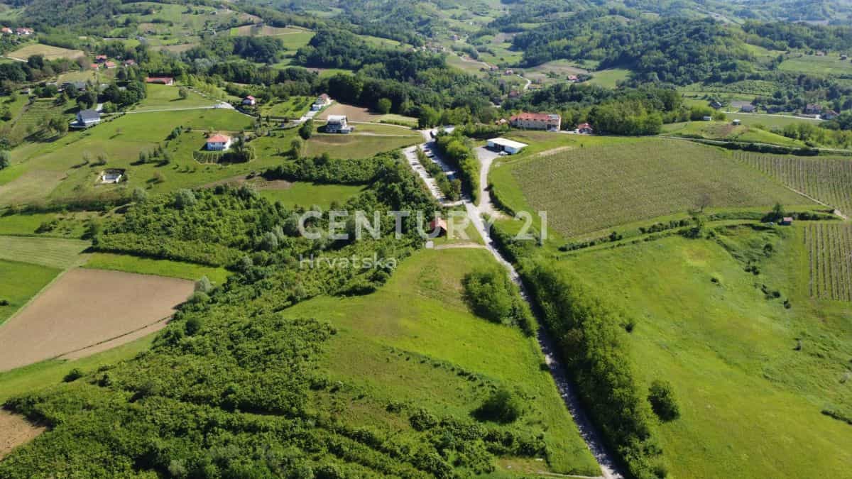 भूमि में Sveti Križ Začretje, Krapina-Zagorje County 10789098