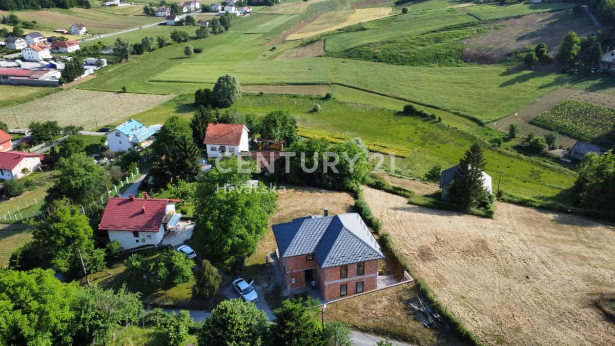 жилой дом в Radoboj, Krapinsko-zagorska županija 10789113