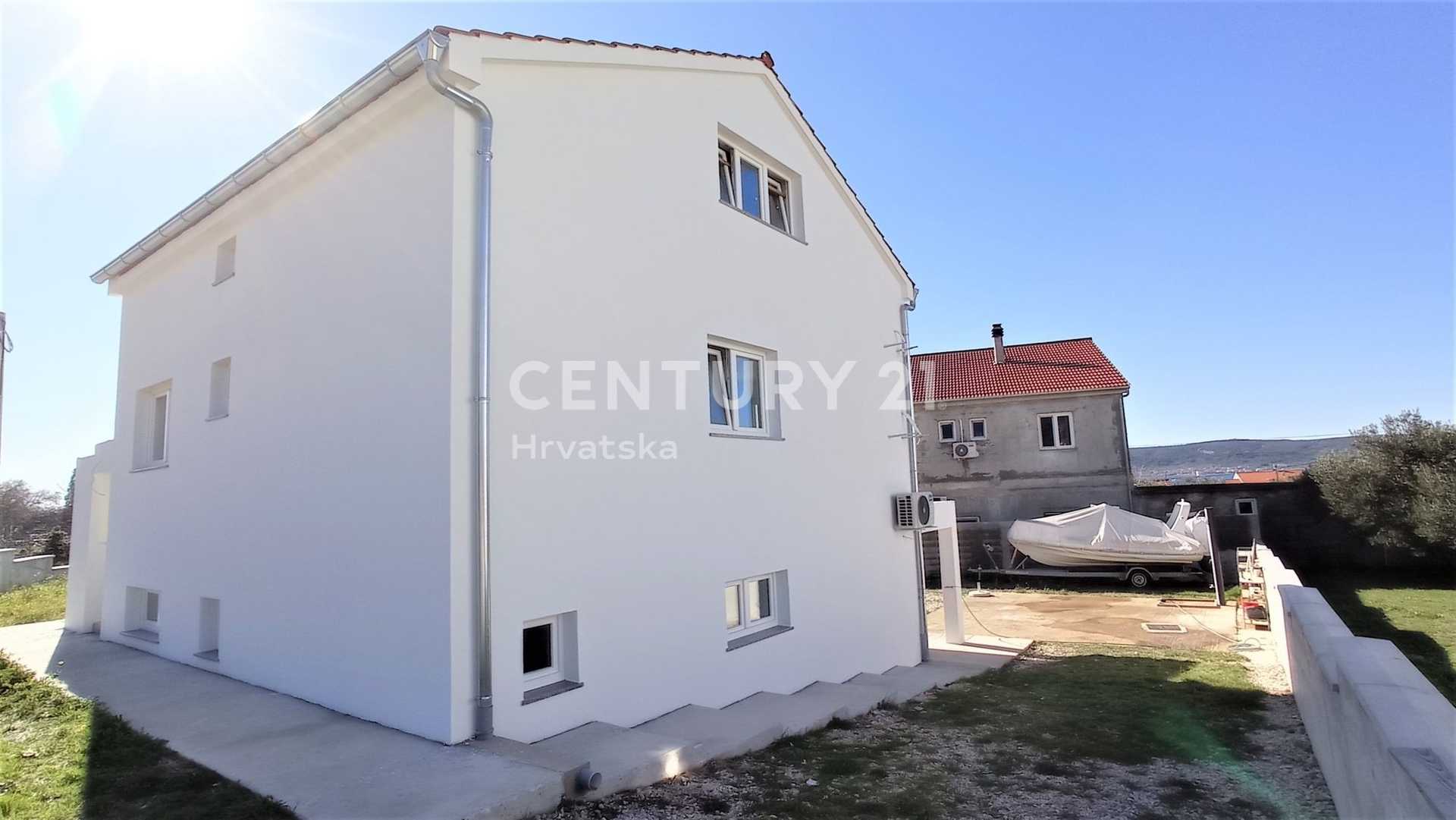 casa en Biograd na Moru, Zadarska Županija 10789209