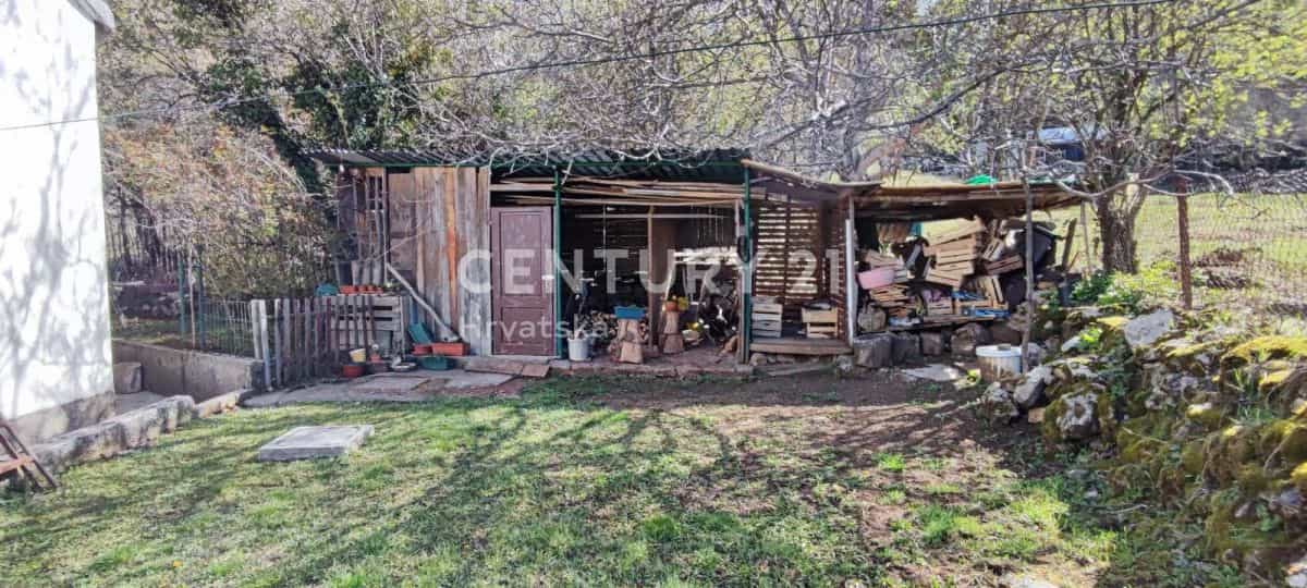 rumah dalam Matulji, Primorsko-Goranska Zupanija 10789217