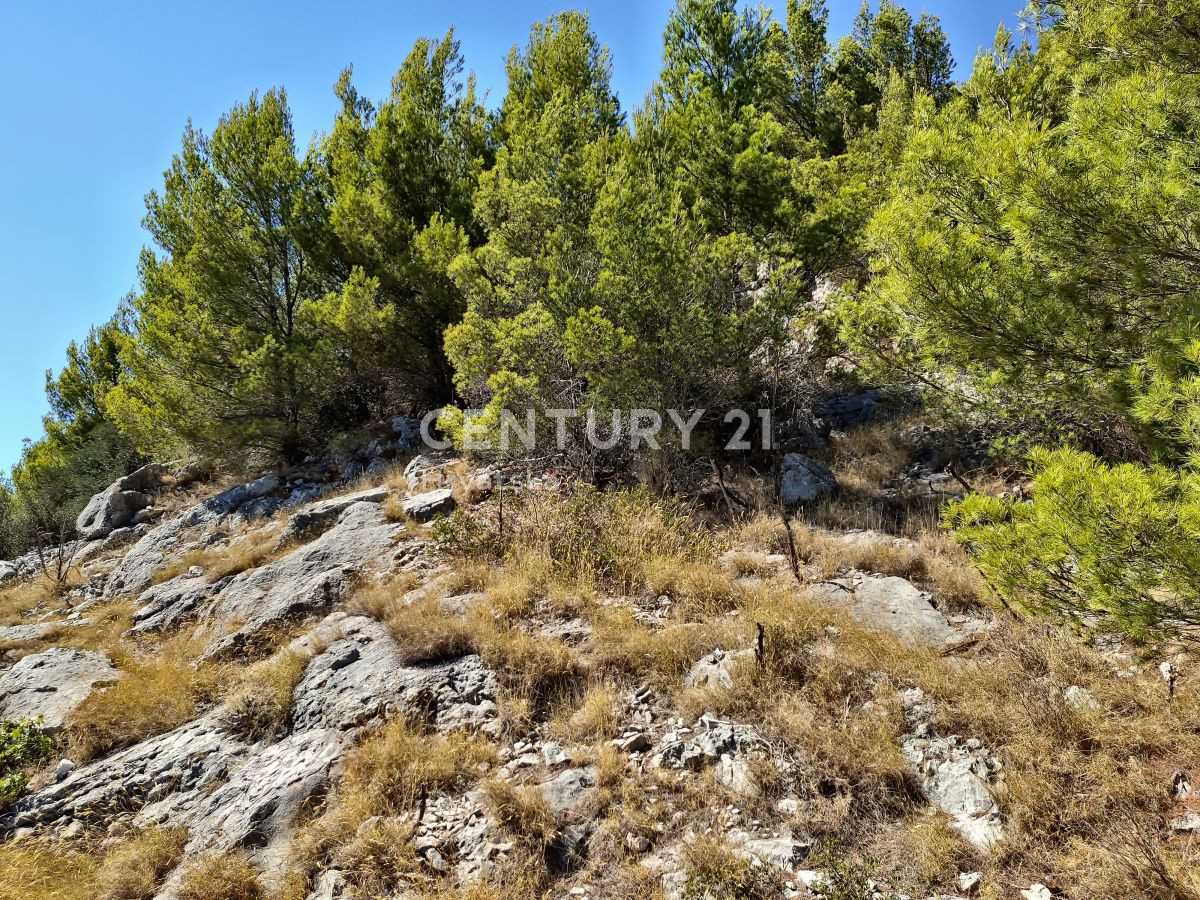 土地 在 , Split-Dalmatia County 10789367