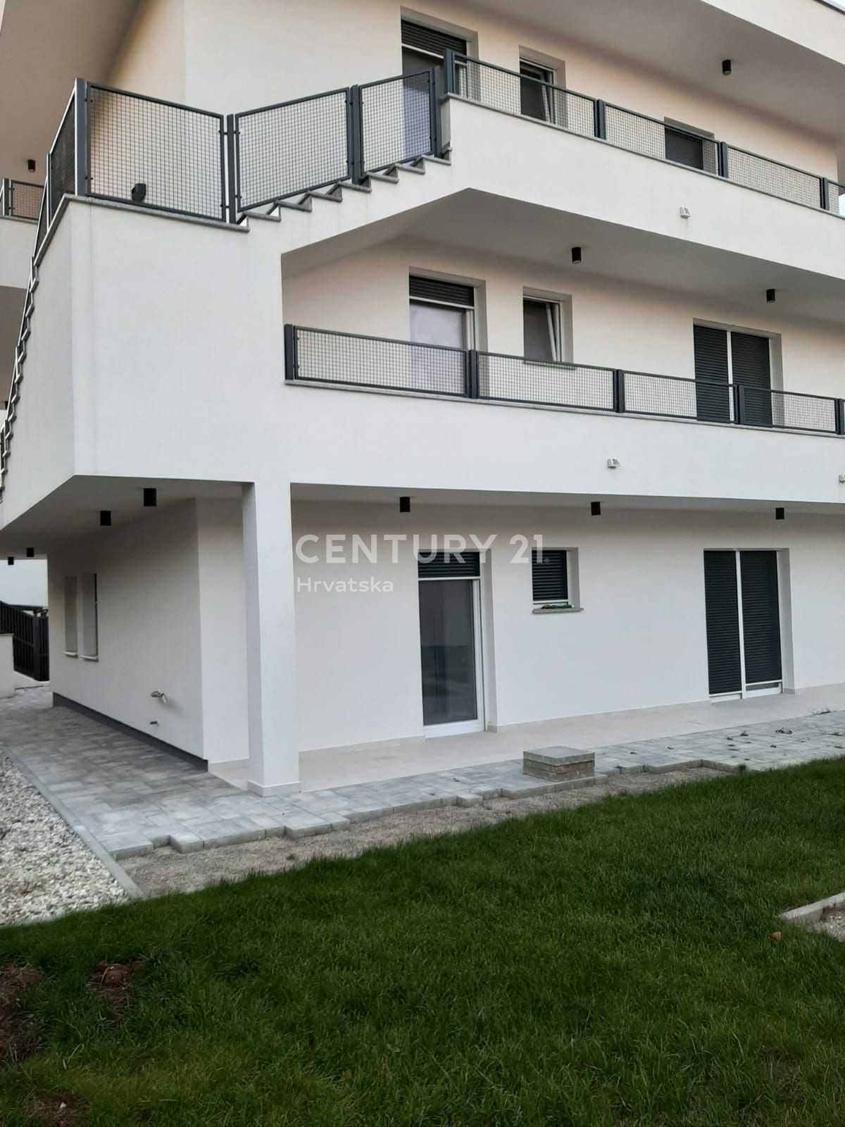 Condominium in Urinj, Primorsko-Goranska Zupanija 10789432