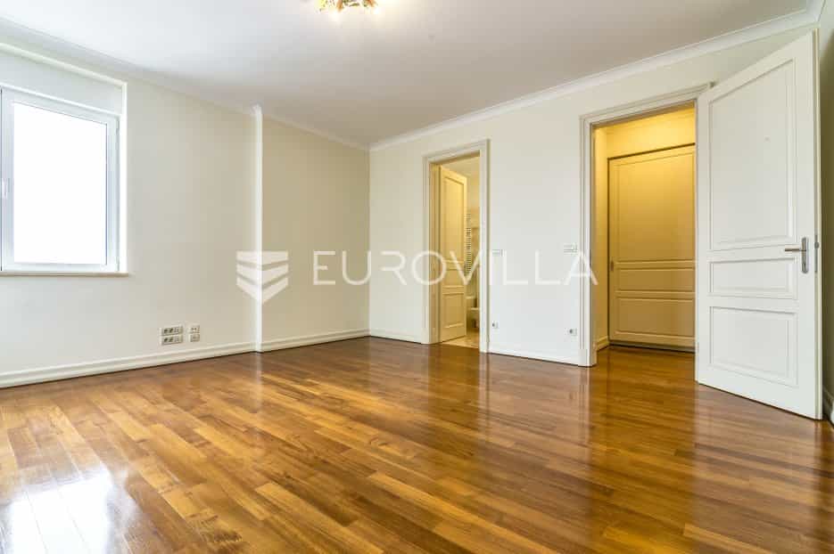 Будинок в Zagreb,  10789603