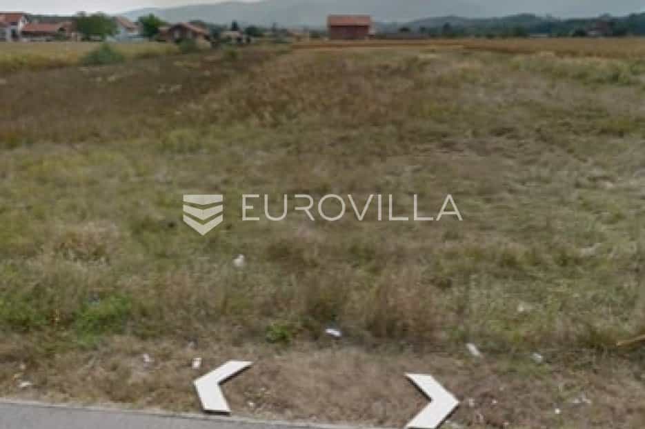 Γη σε Jakovlje, Zagrebacka Zupanija 10789615