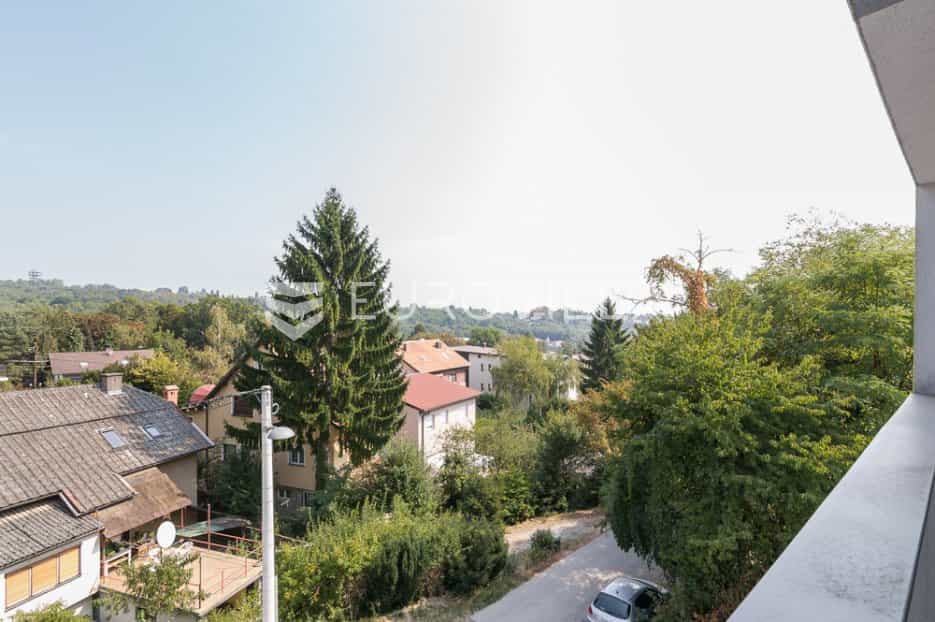 Condominium in Gracani, Zagreb, grad 10789634