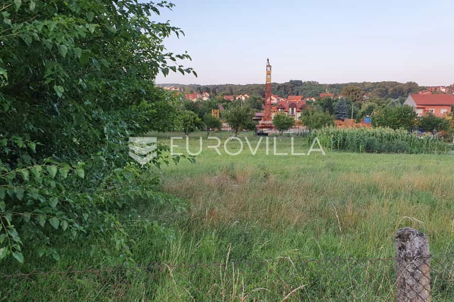 Land in Granesina, Zagreb, Grad 10790245