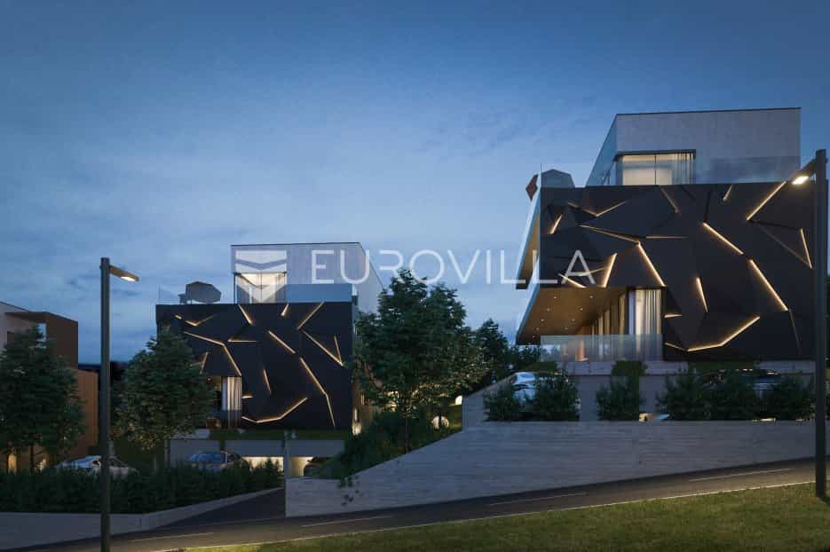 Condominium in Zagreb,  10790424