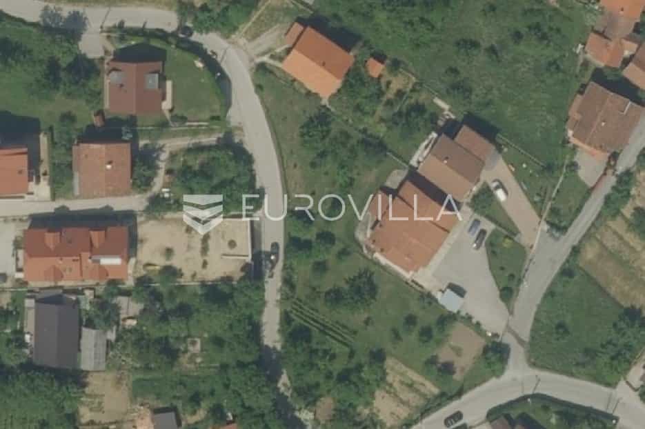 Tanah dalam Bijenik, Zagreb, Grad 10790596
