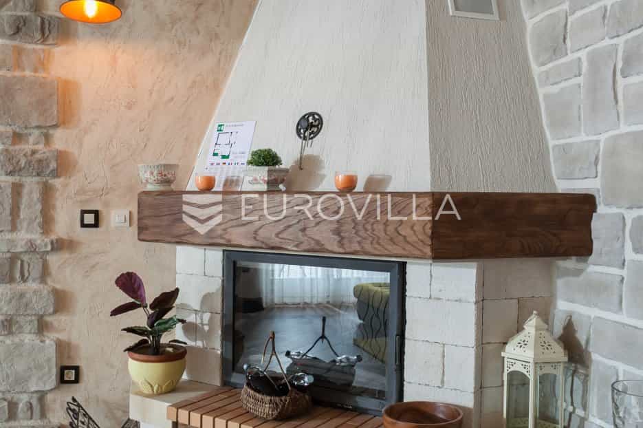 жилой дом в Makarska, Splitsko-dalmatinska županija 10790690