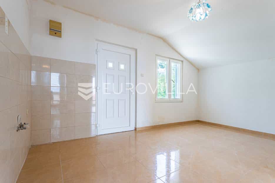 House in Gradac, Splitsko-dalmatinska županija 10790693