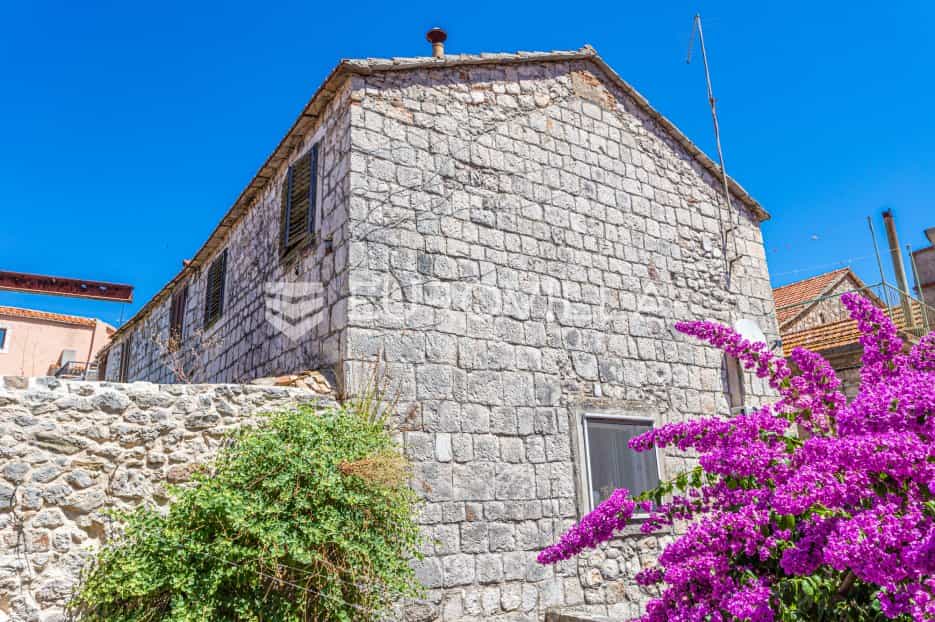 House in Starigrad, Splitsko-Dalmatinska Zupanija 10790715