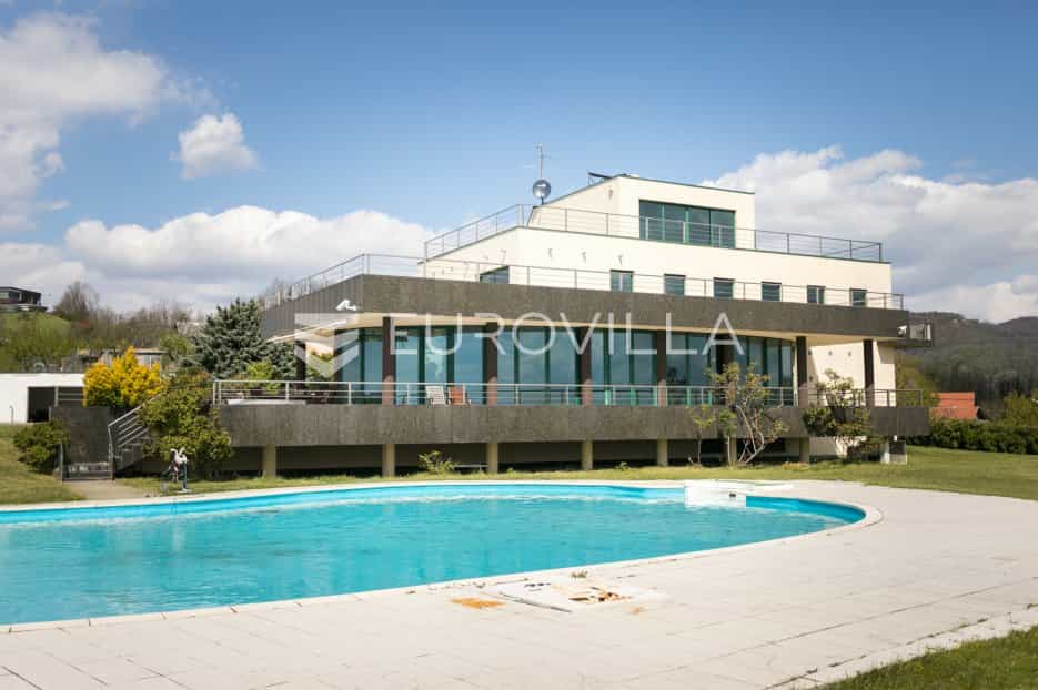 House in Stenjevec, Zagreb, Grad 10790746