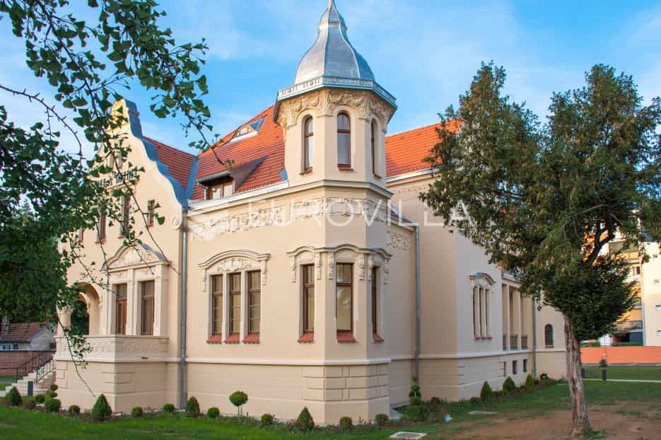 Hus i Osijek, Osječko-baranjska županija 10790823