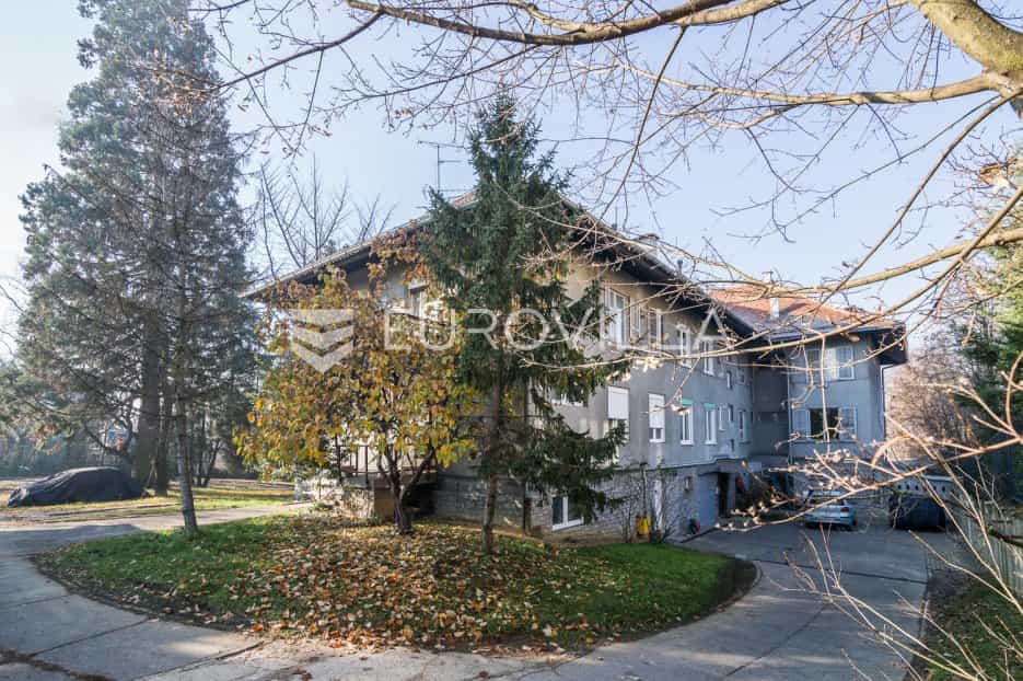жилой дом в Zagreb,  10791396