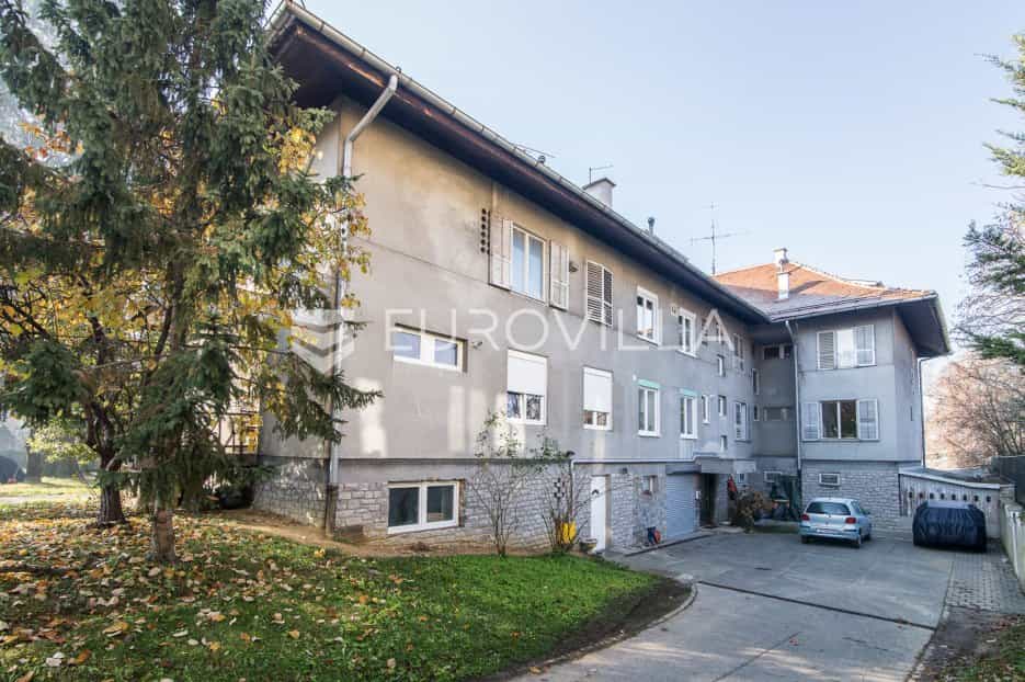House in Zagreb,  10791396