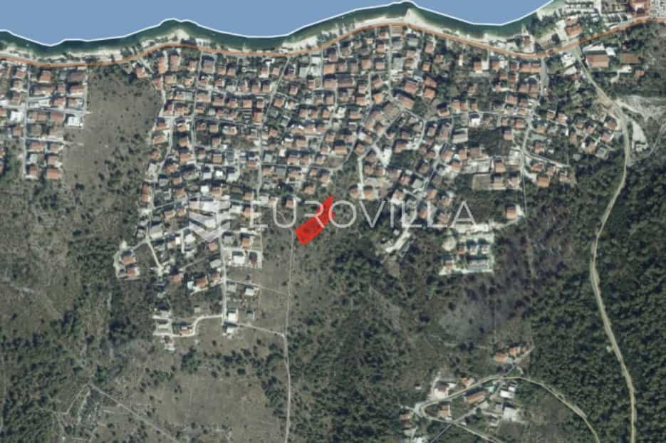 土地 在 Mastrinka, Splitsko-dalmatinska županija 10791502