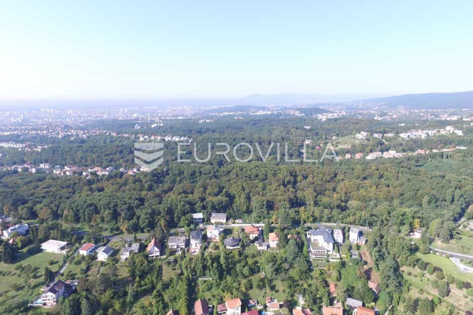 Tanah dalam Gracani, Zagreb, Grad 10792107