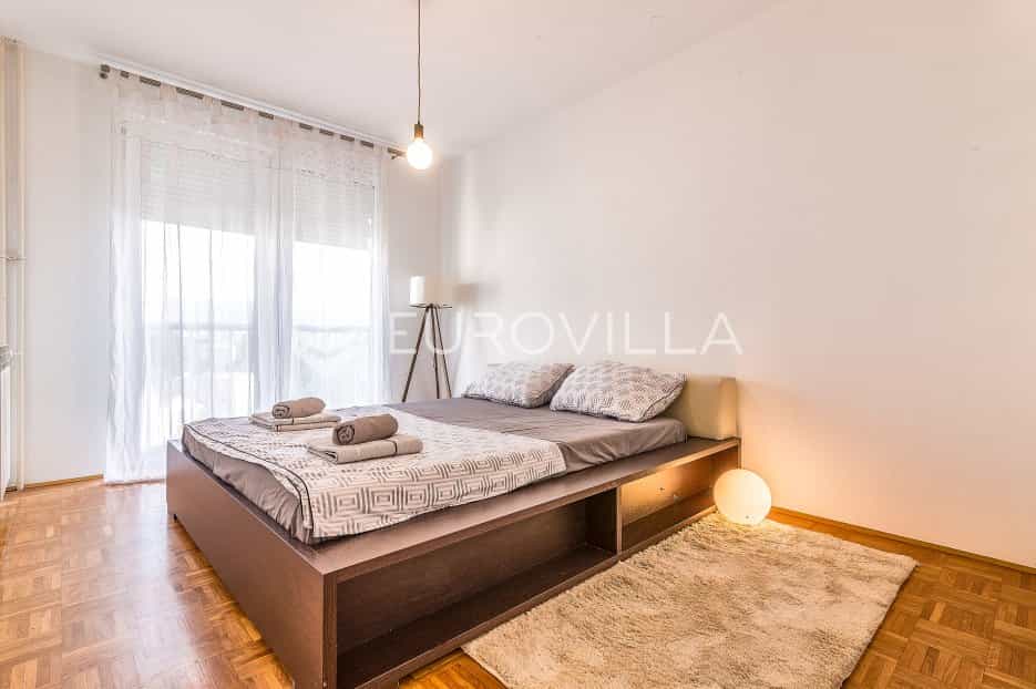 Condominium dans Zagreb,  10792306
