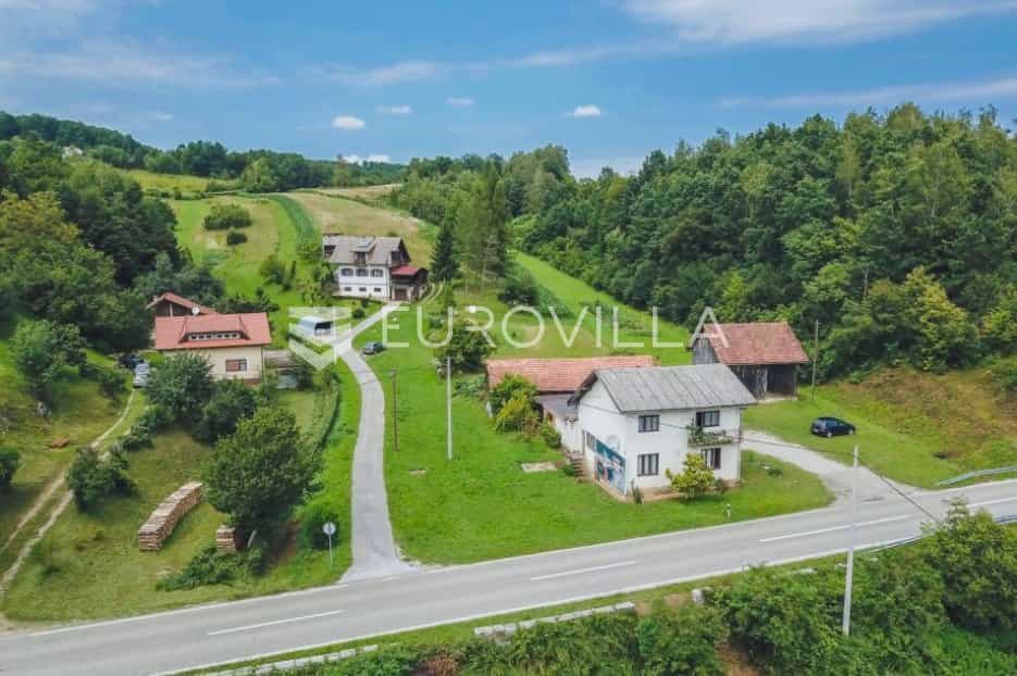House in Netretic, Karlovacka Zupanija 10792311