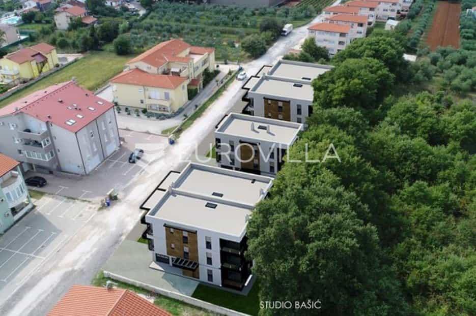 Condominium in Meduline, Istarska Zupanija 10792593