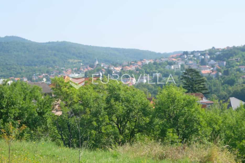 Land in Sestine, Zagreb, Grad 10792622