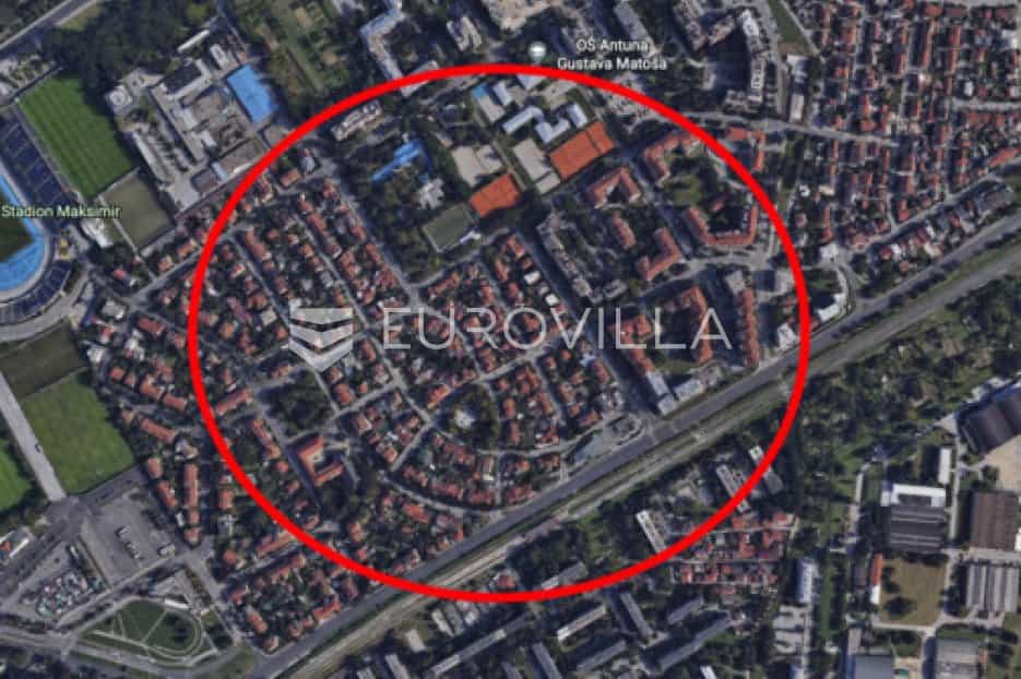 Maa sisään Donji Bukovec, Zagreb, Grad 10792755