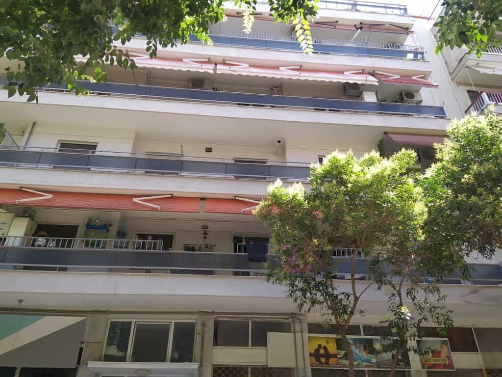 Condominio en Thessaloniki,  10793147