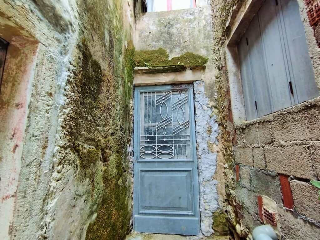 Talo sisään Agios Mattheos,  10793477