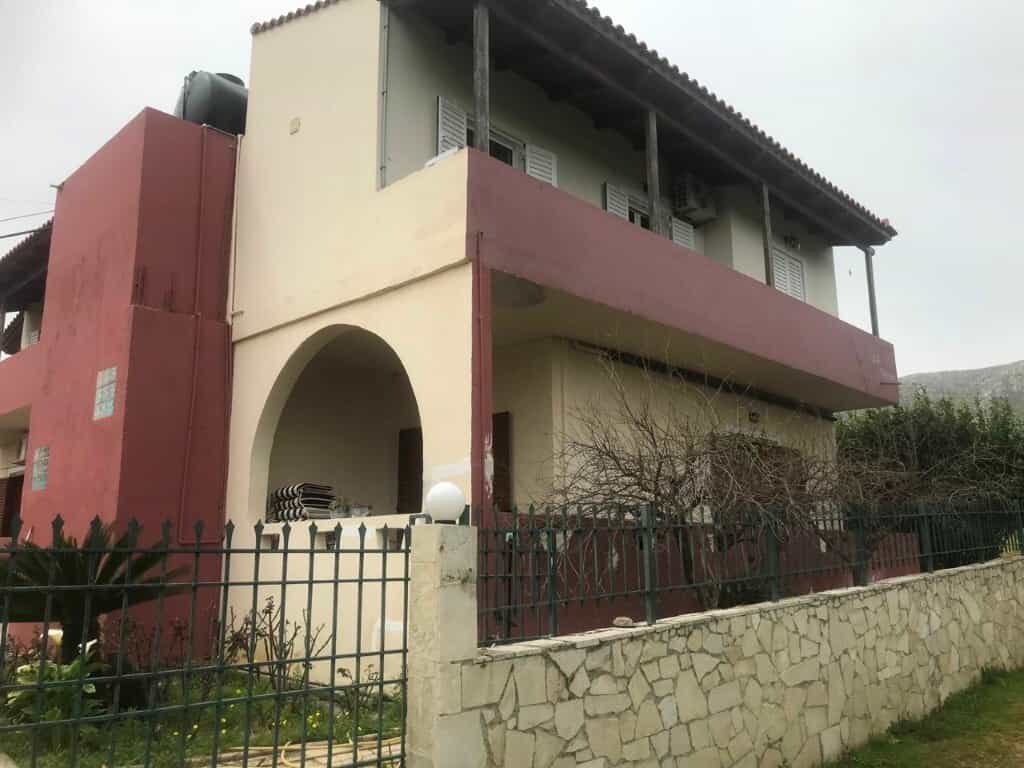 жилой дом в Колливас, Крити 10793498